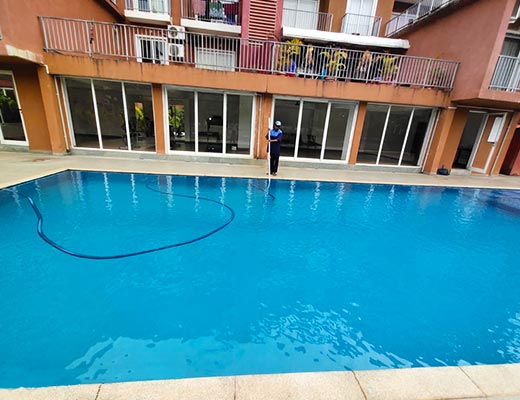 Swimming Pool Maintenance Services